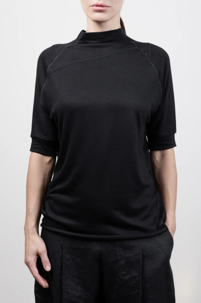 rosttya shirt 005 blk 04 front detail