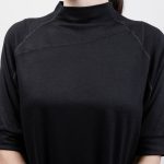 rosttya shirt 005 blk 06 neck detail