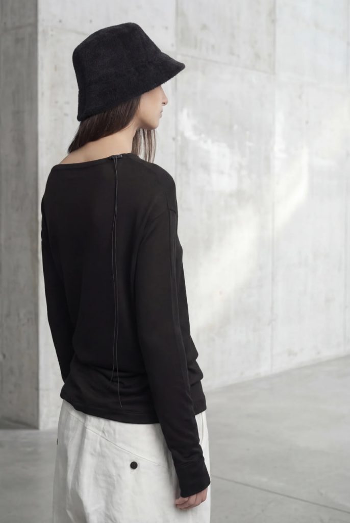 rosttya shirt 006 blk 06 back detail