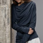 rosttya shirt 008 nvy 06 cowl detail
